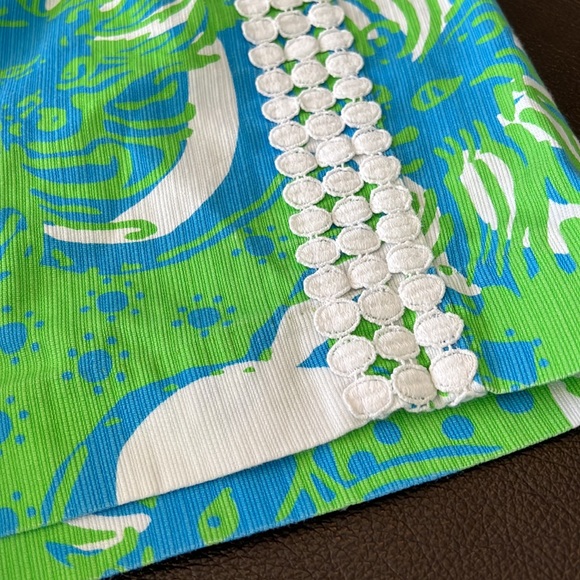Lilly Pulitzer blue and green shorts size 0 - Picture 2 of 4